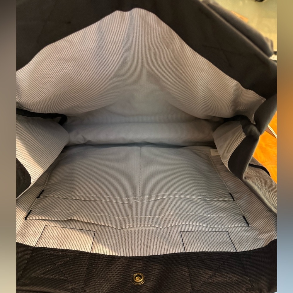 CARHARTT unisex VERTICAL SNAP TOTE - 20 Liters - Picture 11 of 15